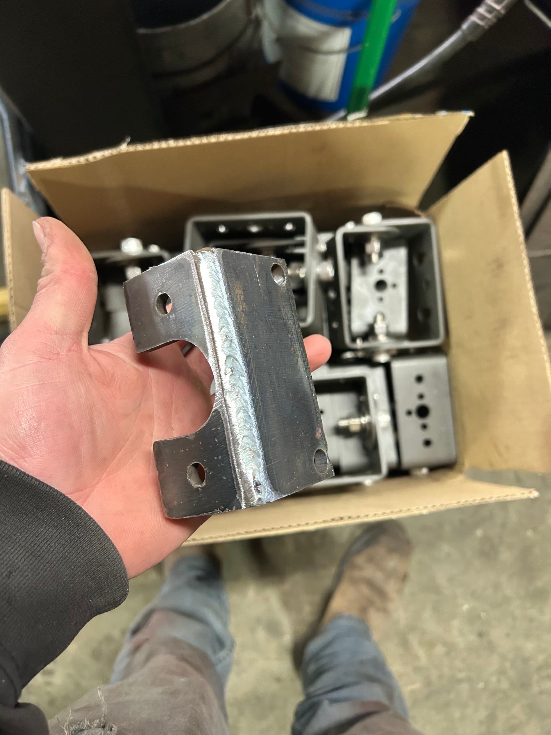 Gallery photos for Precision Custom Metal Mounts for Optimal Light Installation: Image #3