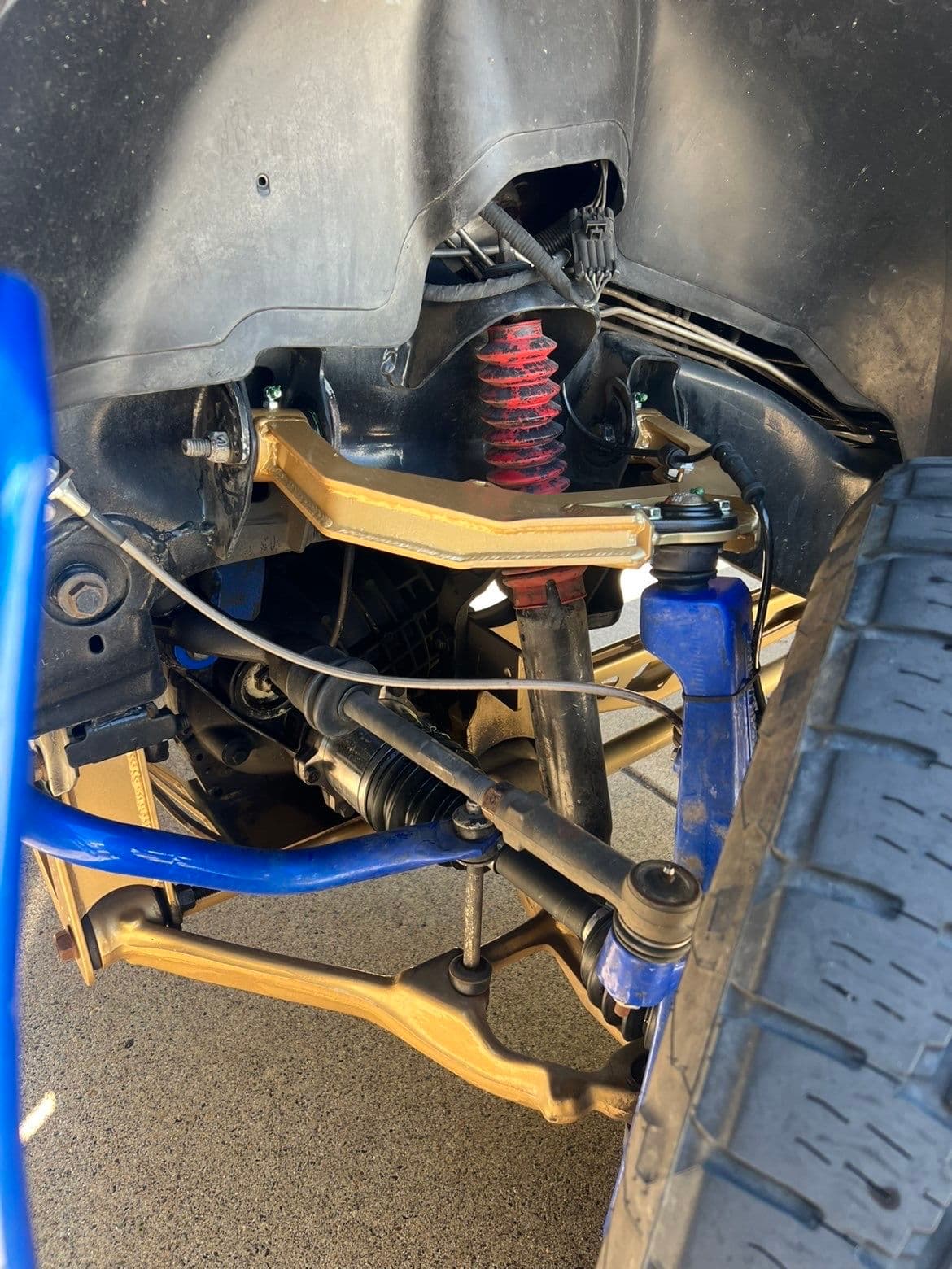 Gallery photos for Poly Gold and Illusion Smurf Powder Coating on a Custom Truck Build: Image #2