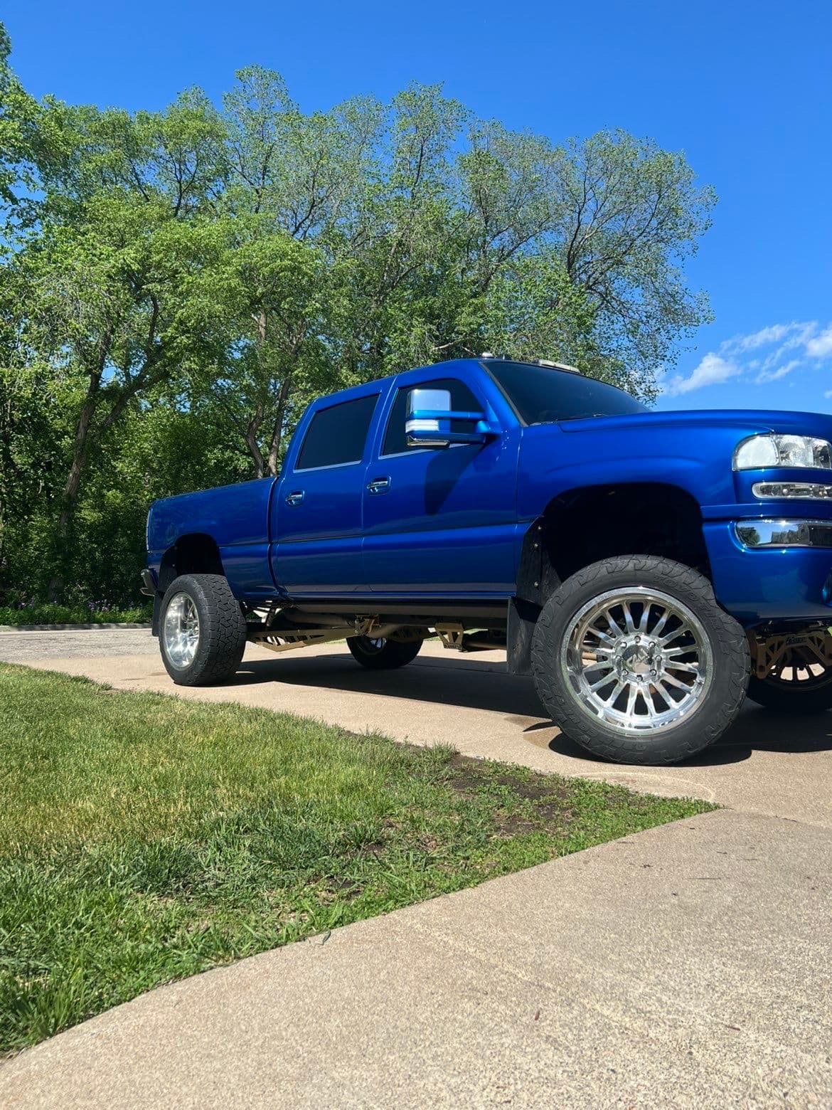 Gallery photos for Poly Gold and Illusion Smurf Powder Coating on a Custom Truck Build: Image #3