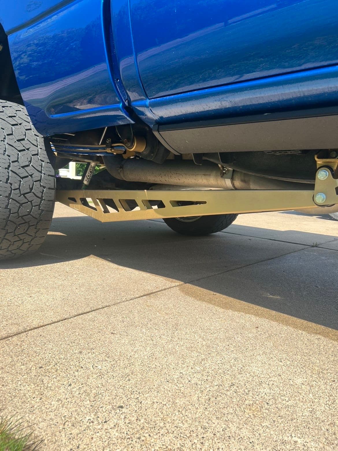 Gallery photos for Poly Gold and Illusion Smurf Powder Coating on a Custom Truck Build: Image #1